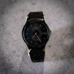 Casio MQ-24 Resin‎ Minimalist Watch Black/Gold Accents, 33mm new battery